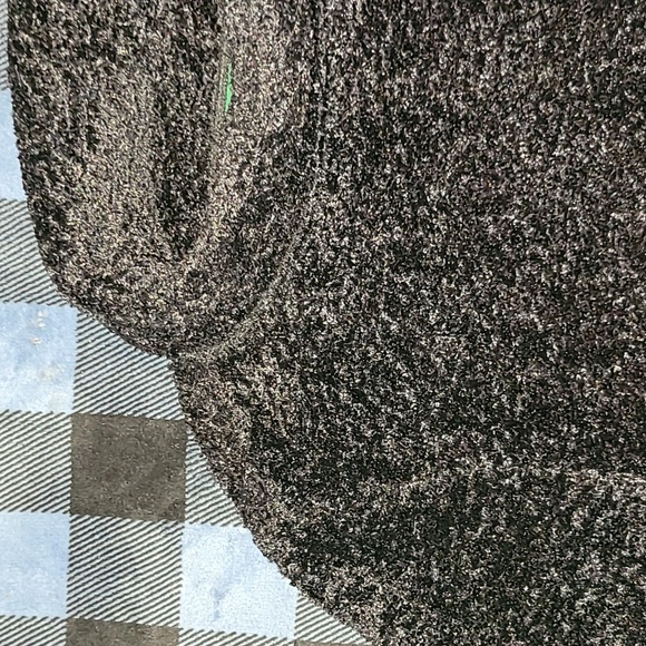 Vintage. Made in USA. Cabela's. Fuzzy Pullover T-neck. Women's size XL - Picture 4 of 13